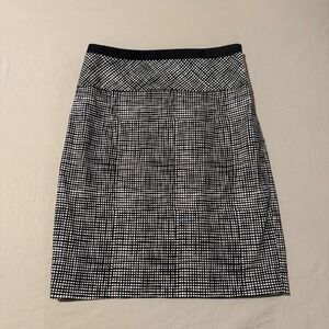 Women's Express‎ Design Studio Black & White Lined Pencil Skirt Size 4